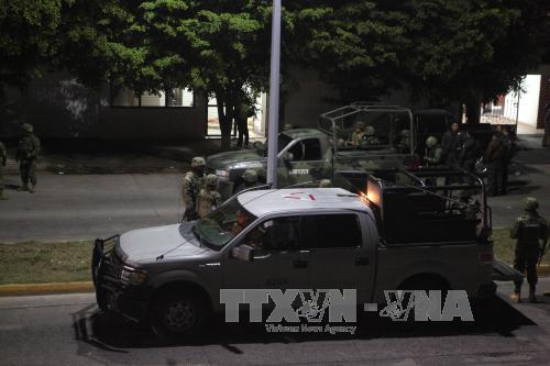 Mexico sẵn sàng dẫn độ trùm ma túy El Chapo sang Mỹ